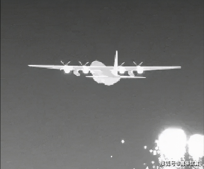 紅外制導(dǎo)導(dǎo)彈為什么不受太陽這個輻射源干擾？