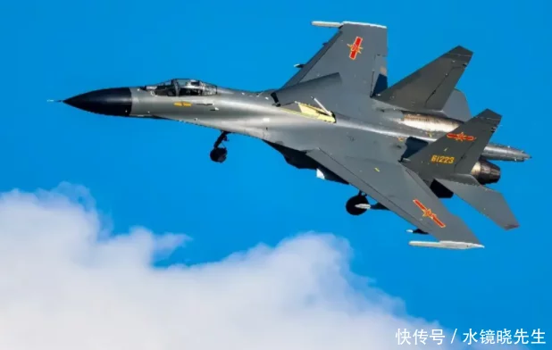 可掛載紅外成像空地導彈，殲11BG對地對海精確打擊，實力碾壓陣風